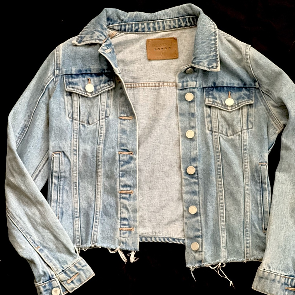 Lightly worn BLANKNYC jean jacket. Size medium. Light wash jean. Crop in back